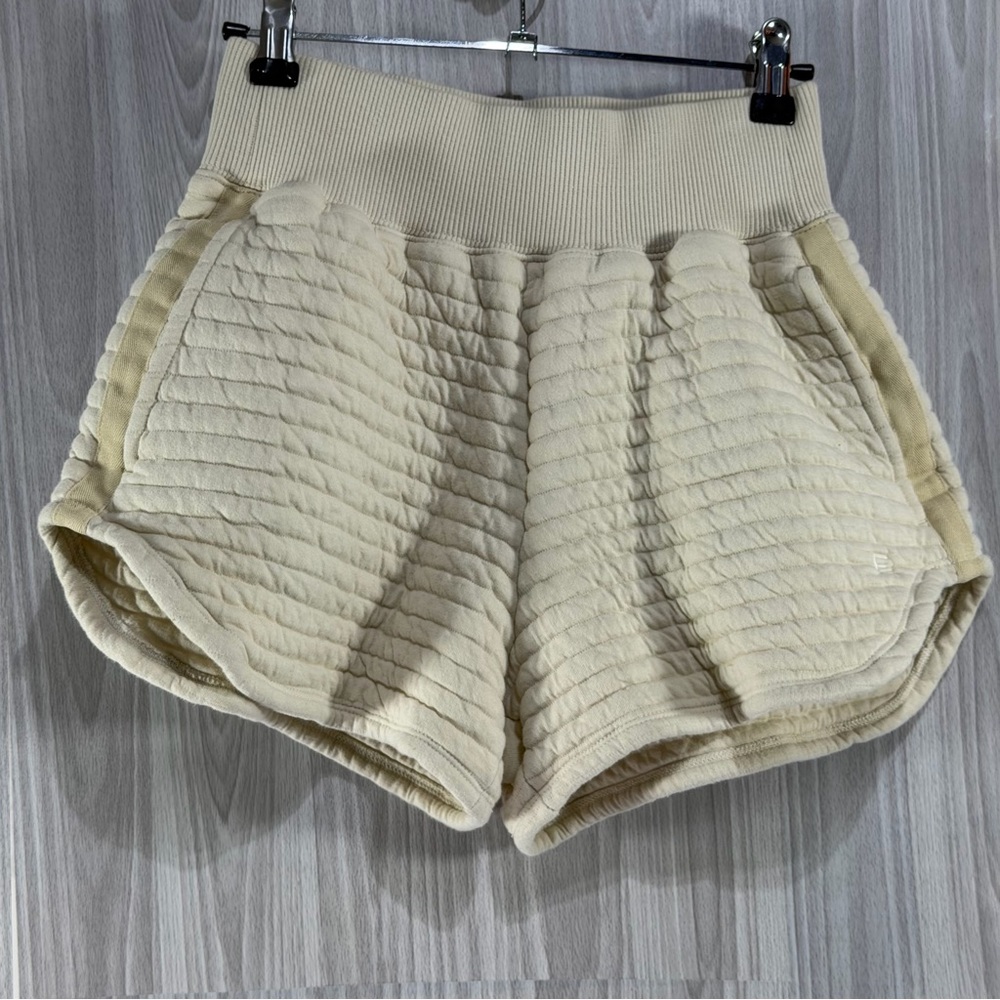 Everlane Shorts Women’s XS Ivory Organic Cotton Quilted Pockets Lounge Casual